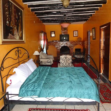 Aït el Rhazi Hotel Riad L' Arganier D' Or מראה חיצוני תמונה