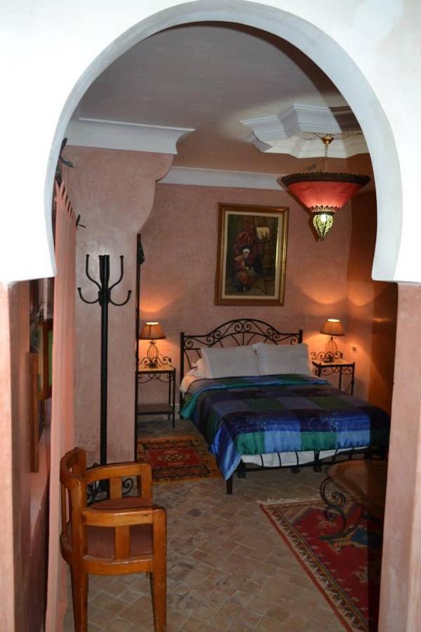 Aït el Rhazi Hotel Riad L' Arganier D' Or מראה חיצוני תמונה