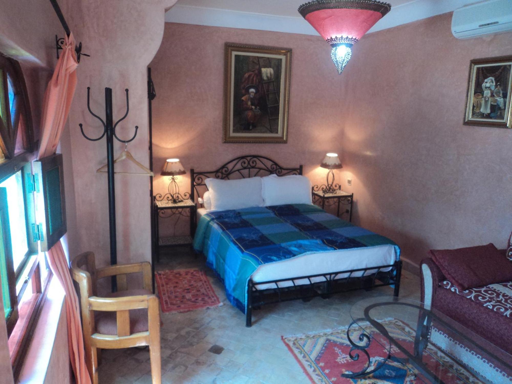 Aït el Rhazi Hotel Riad L' Arganier D' Or מראה חיצוני תמונה