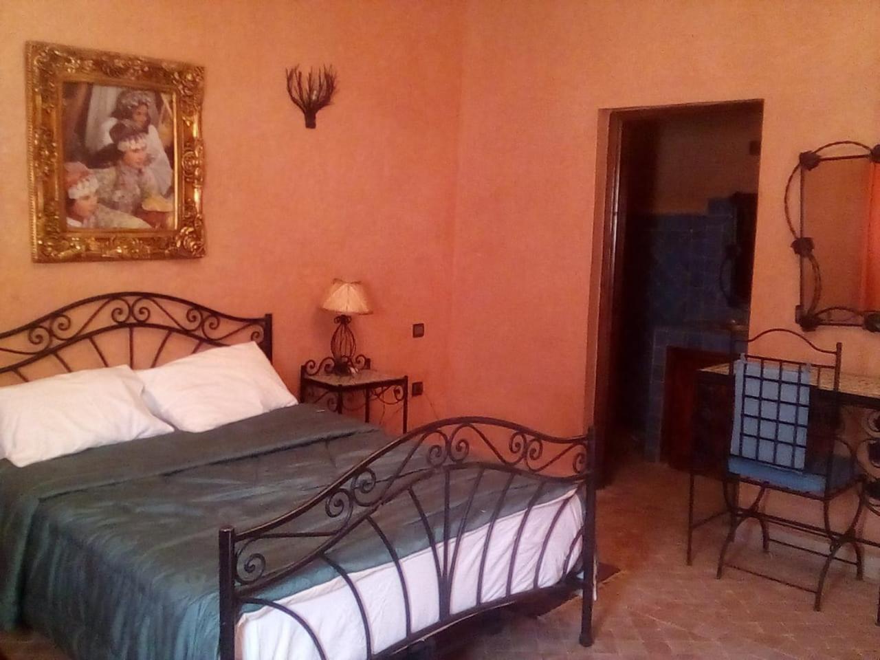 Aït el Rhazi Hotel Riad L' Arganier D' Or מראה חיצוני תמונה