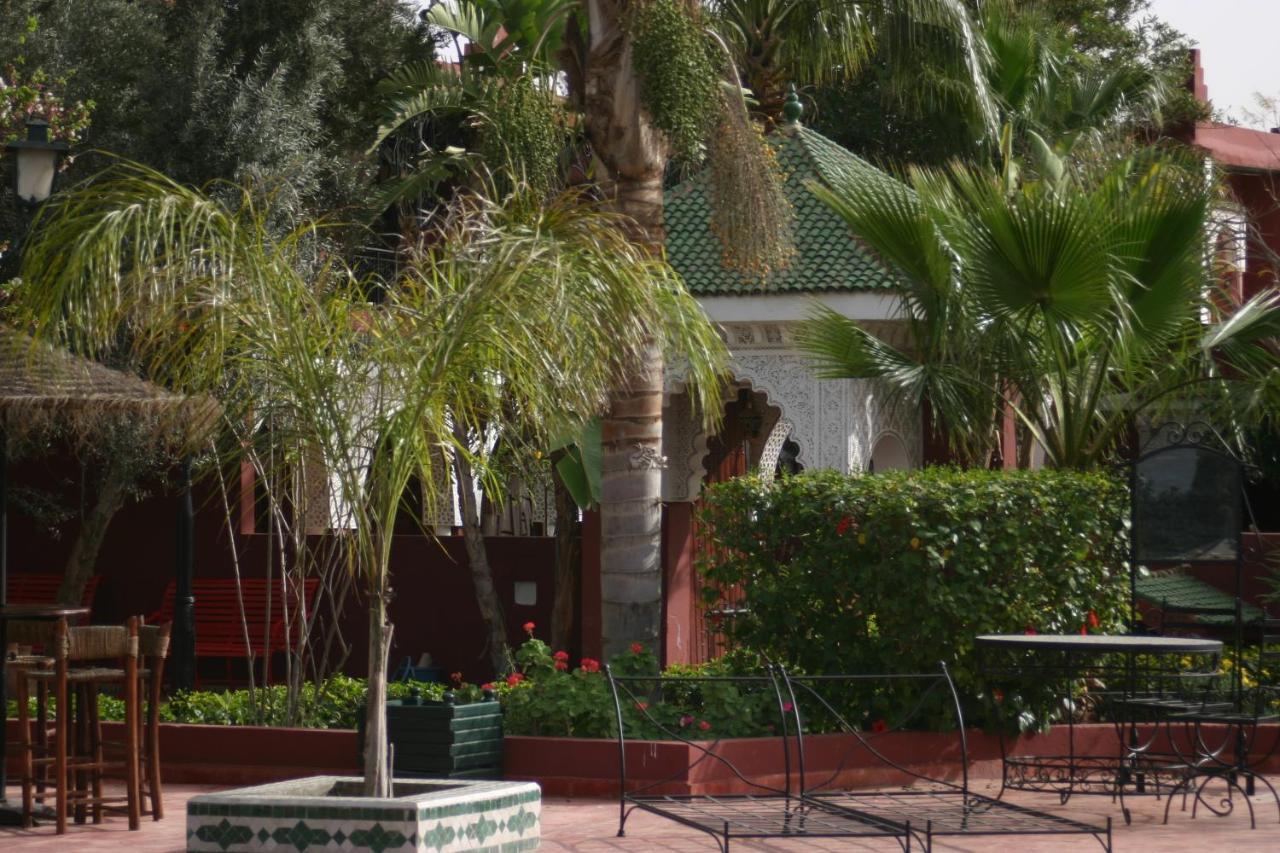 Aït el Rhazi Hotel Riad L' Arganier D' Or מראה חיצוני תמונה